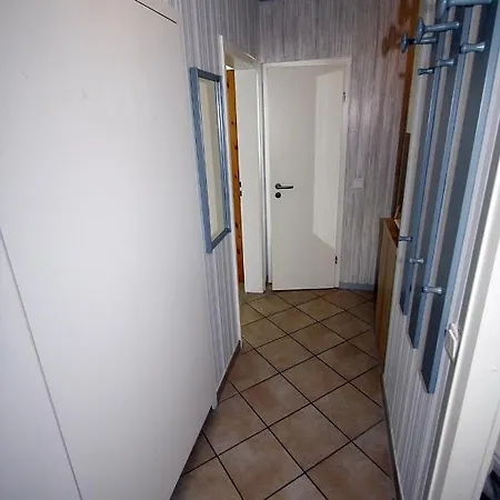 Steinwarder 35-37 Sce 013 Steinwarder 35-37 * Heiligenhafen